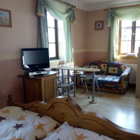 Restaurant A Pension Sorrento Otel Nový Bor Dış mekan fotoğraf